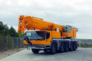 Autokran 130 T