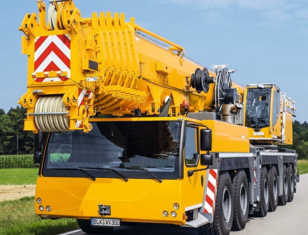 Autokran 300 T