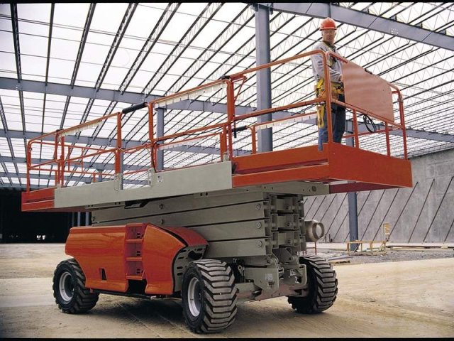 Diesel Allrad Scherenbühne 22,50 m